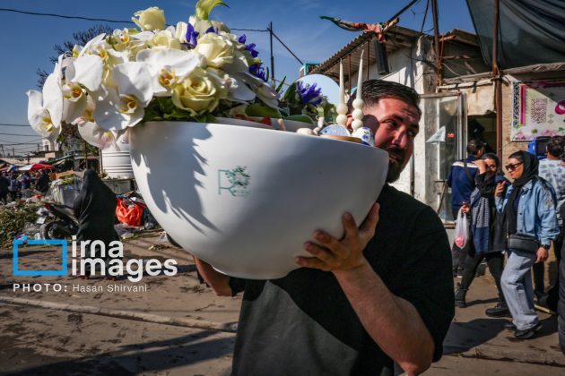 Blooms and cheer: Flower market thrives in Tehran in final days of Persian year